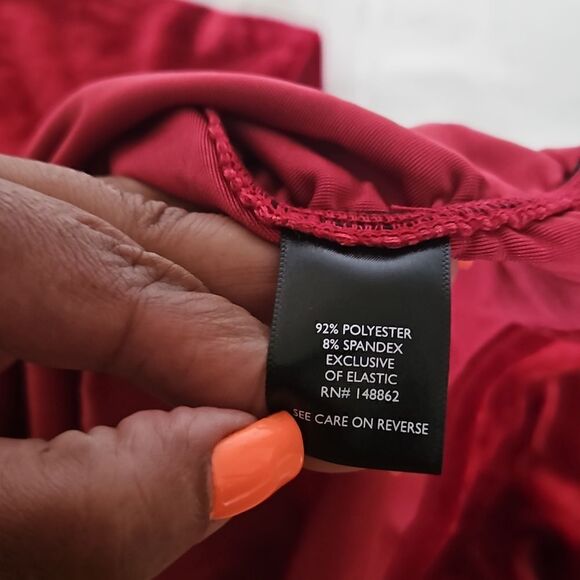 Torrid Velvet Off The Shoulder Shirred Front Top 1X 14-16 Ruby Red - Picture 13 of 16